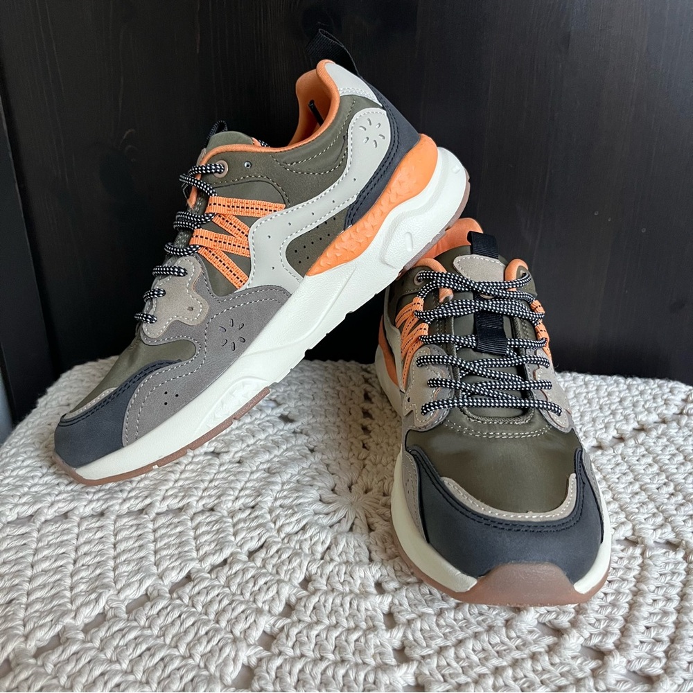 NIB NICOLE MILLER Olive Multi Flown Sneakers Color Block Retro size 9 - Picture 9 of 16